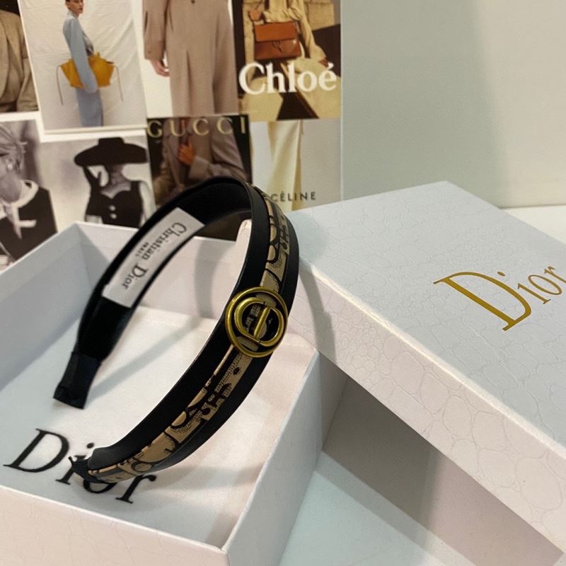 CHRISTIAN DIOR